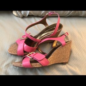 NWOB size 8 leather Naturalizer Wedges